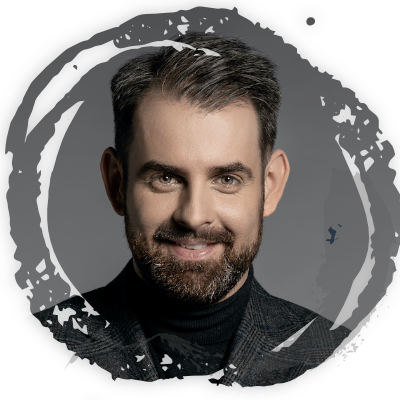 PIOTR WOJCIECHOWSKI